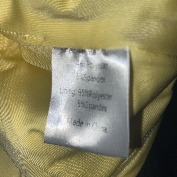 Spring Yellow Button Vest - Picture 6 of 6